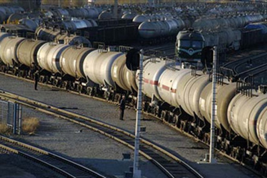 За январь-июль 2013г. экспорт нефти из Азербайджана сократился на 4,4%