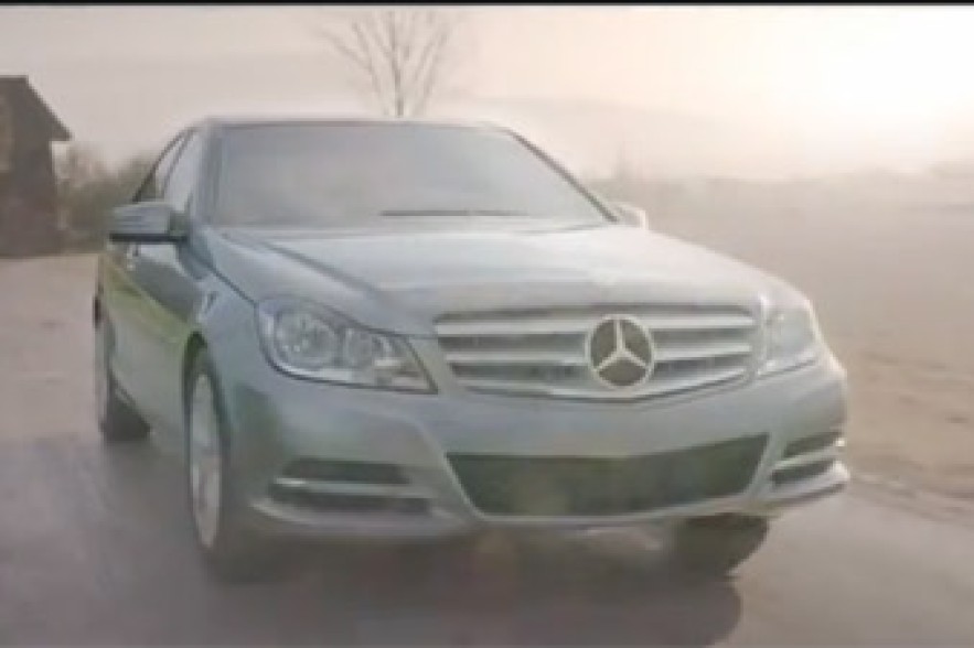 Փոքրիկ Հիտլերի վթարը բարկացրել է Mercedes-ին (Տեսանյութ)