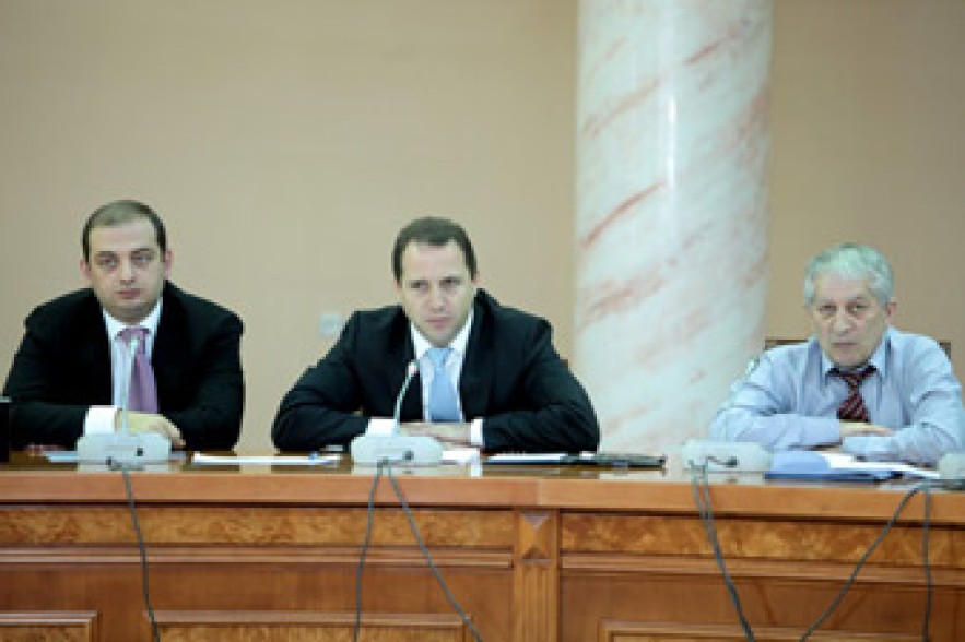 Կայացել է «Արձագանք-2013» աշխատանքային խմբի խորհրդակցություն