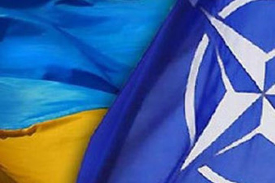 НАТО будет содействовать присоединению Украины к ЕС