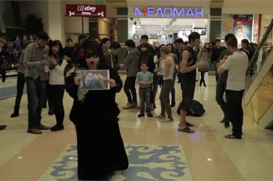 Կին պատգամավորին հեռացրել են կուսակցությունից՝ Harlem Shake պարելու համար
