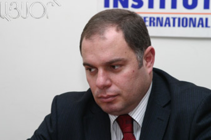 О.Саакян об АНК: Когда нет аргументов, сваливают свои проблемы на других