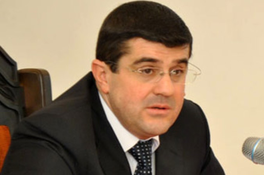 Արցախի վարչապետը կոչ է անում «վերմակը դեպի իրենց չքաշել»