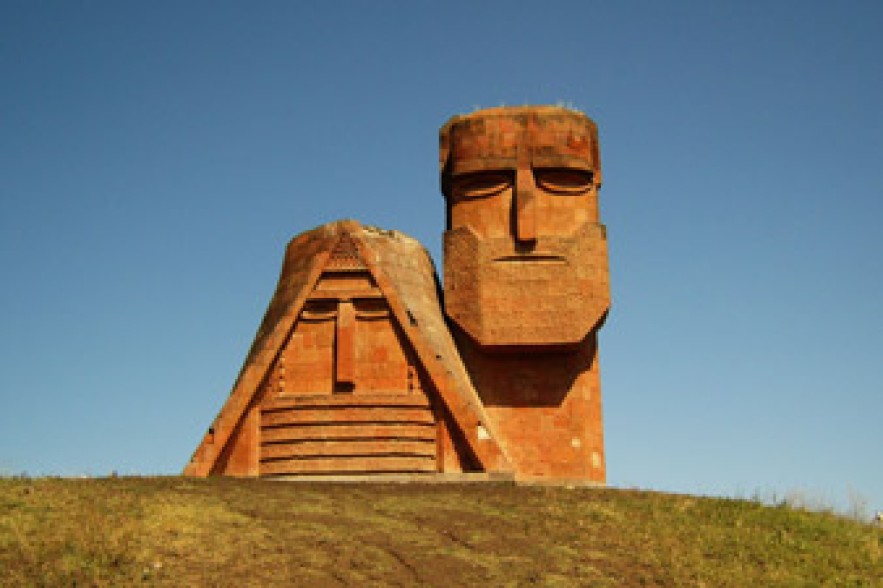 Թալիշական ազգային շարժման առաջնորդն այցելել է Արցախ