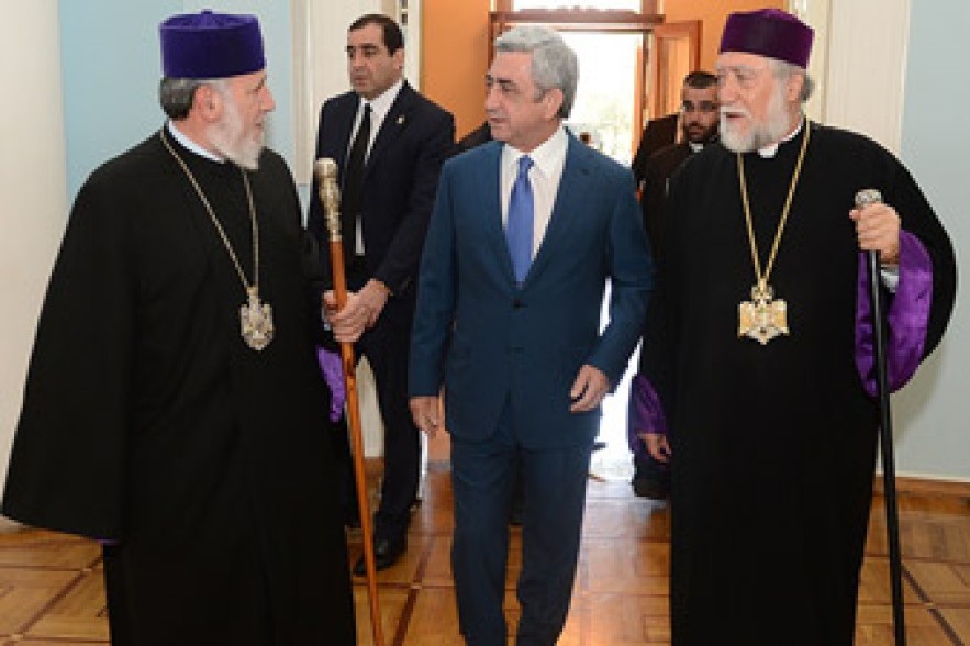 Armenian president receives Catholicoses Karekin II and Aram I 