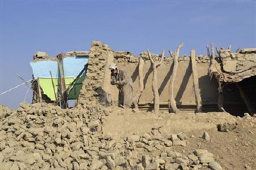 Pakistan quake toll reaches 515, insurgents hamper aid efforts