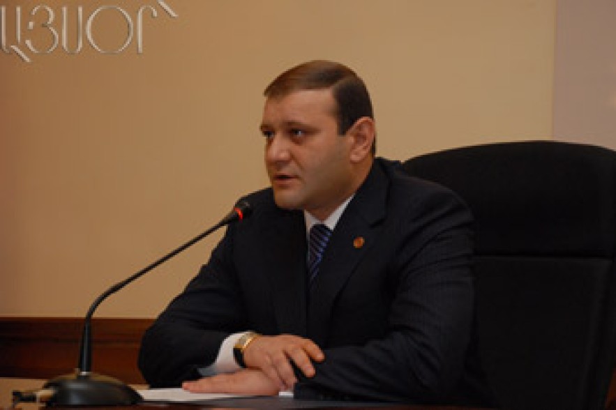 Քաղաքապետը հանձնարարեց ավագանուն տեղեկացնել քաղաքապետների կոնֆերանսի մասին
