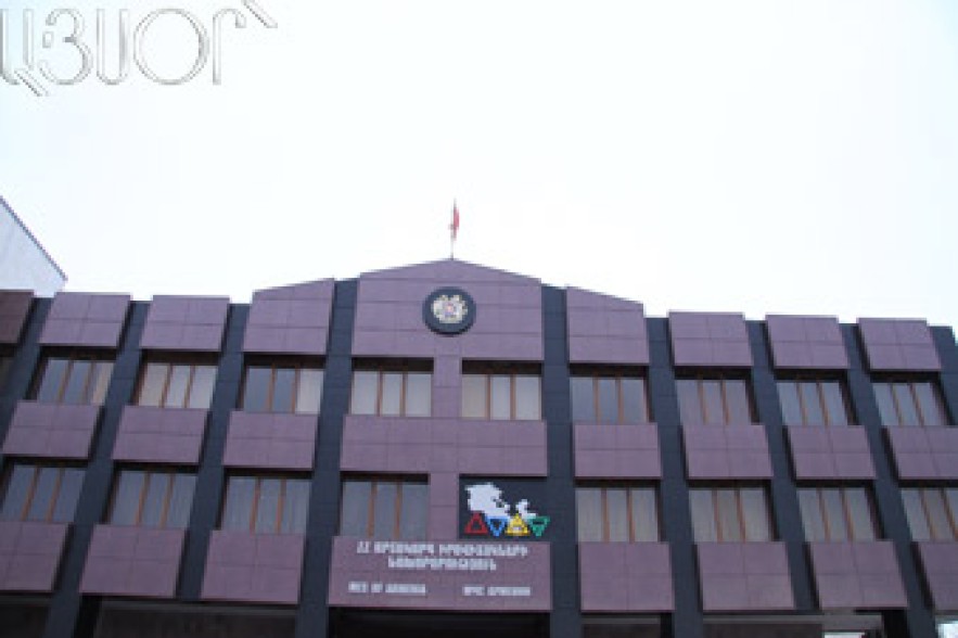 Fire damages two wagon shelters in Shirak province 