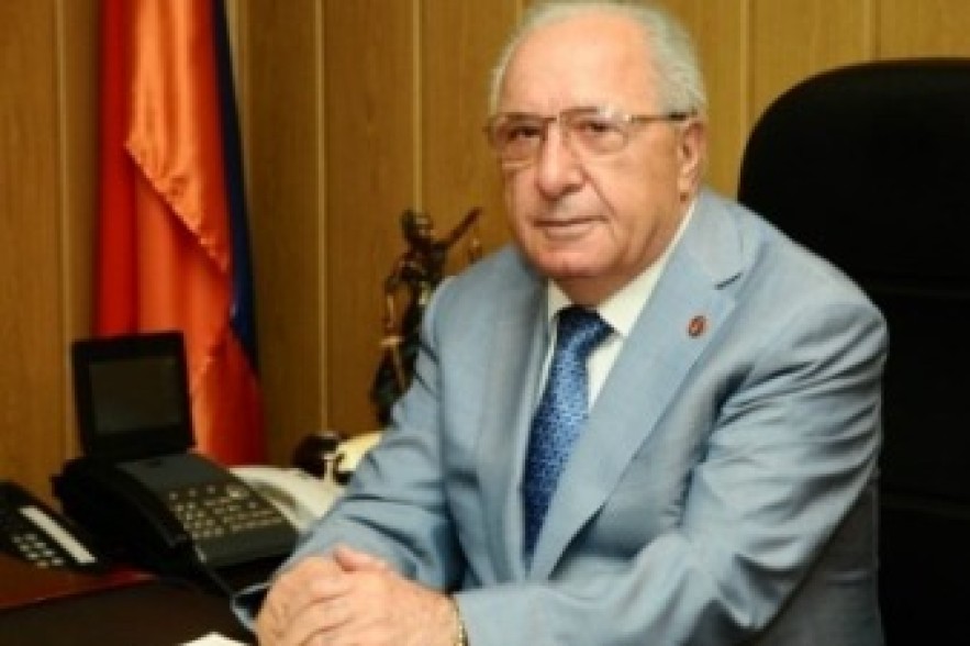 Ararat governor Edik Barseghian resigns