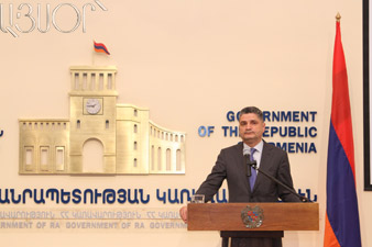 Armenian prime minister to pay working visit to Moscow 