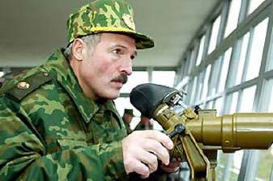 Лукашенко признался, что в 90-х приказывал расстреливать бандитов на месте 