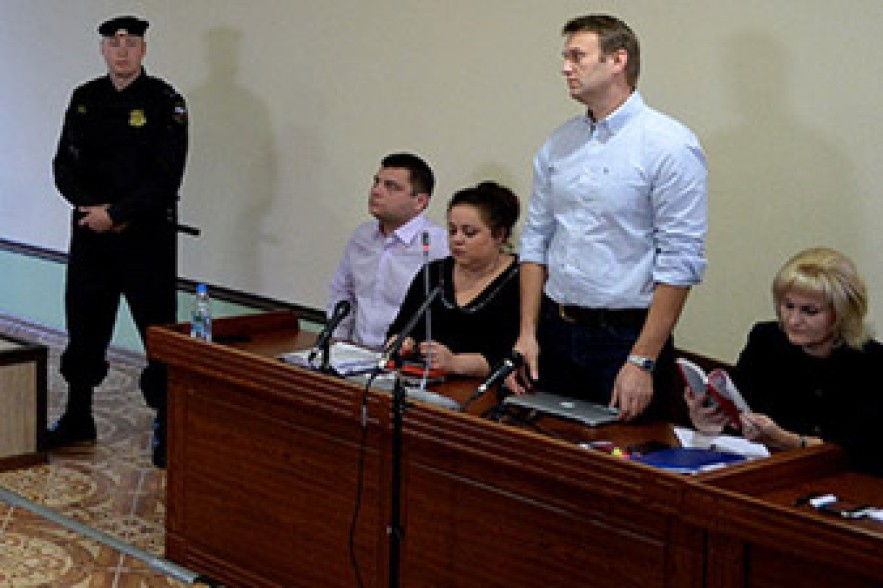 Алексею Навальному дали условный срок
