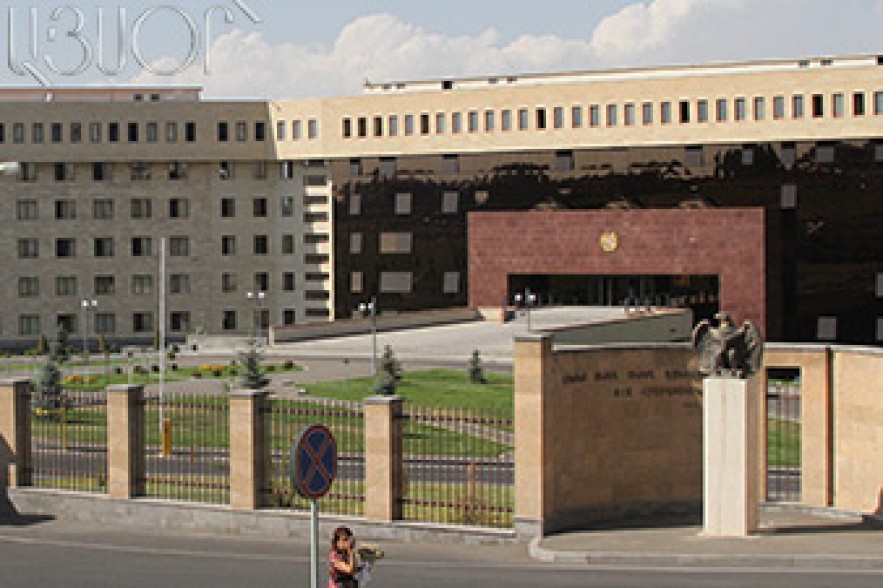 Greek defense minister to visit Armenia 