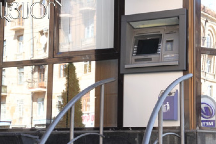 Բանկոմատից գողության փորձ կատարողներից մեկը ձերբակալվել է
