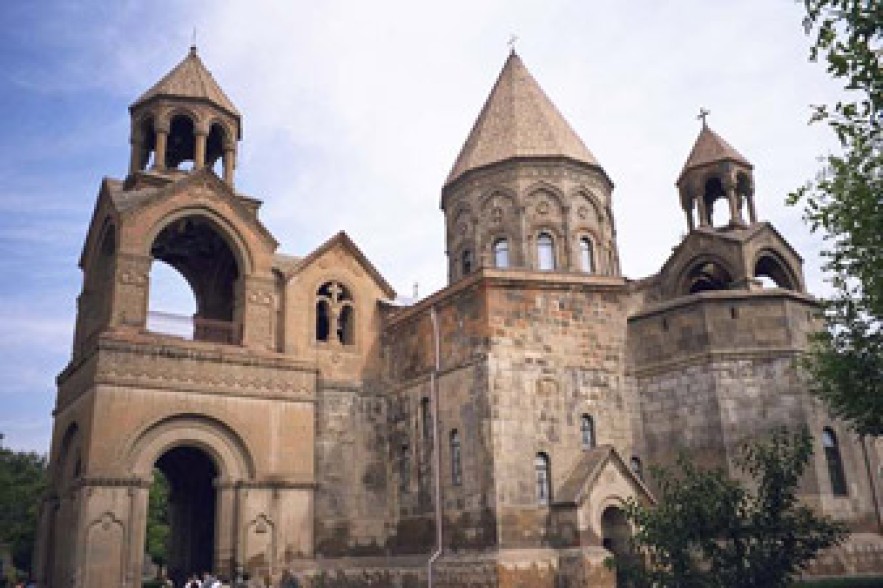 Կարգալույծ է հռչակվել Տ. Նշան աբեղա Պետրոսյանը 