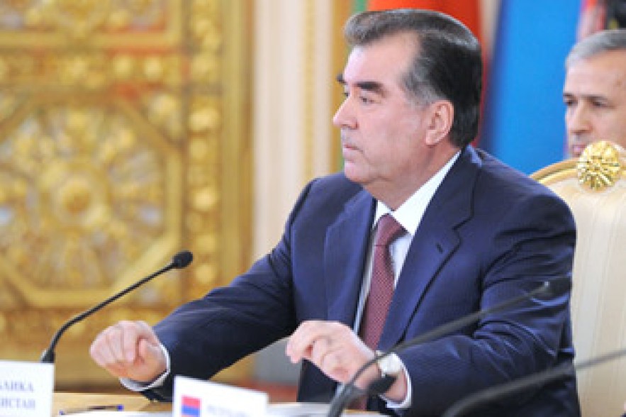 Эмомали Рахмон в четвертый раз вступил в должность президента Таджикистана 