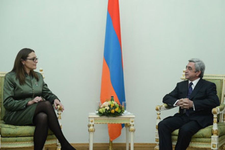 Danish ambassador presents credentials to Armenian president 