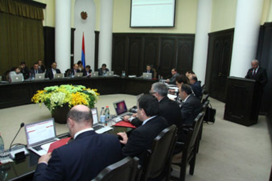 Amended draft state budget for 2014 to be submitted to parliament 
