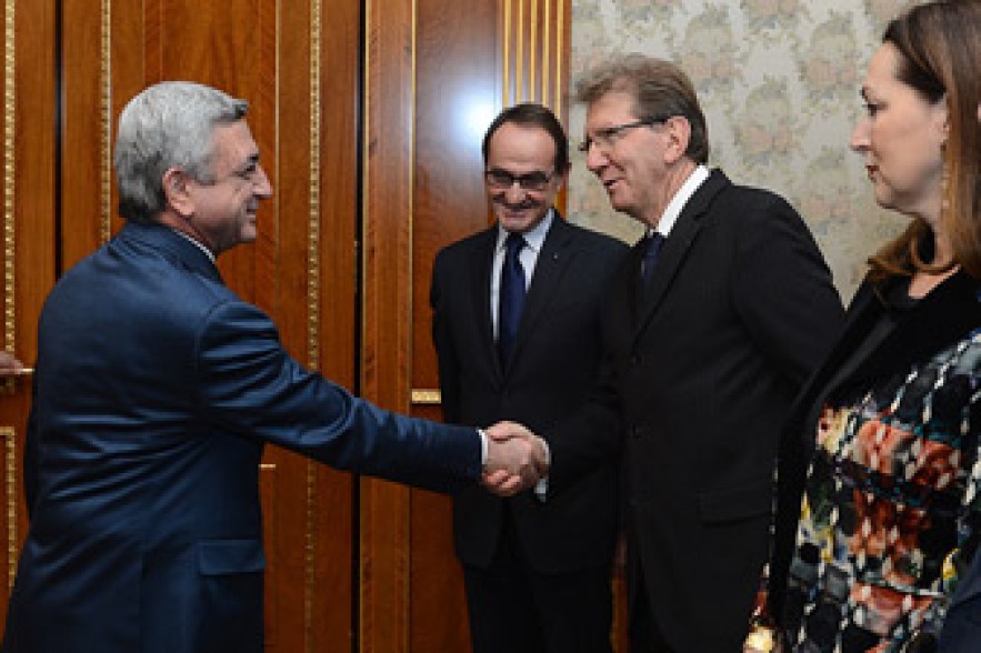 Նախագահն ընդունել է «Ֆրանսիա-Հայաստան» բարեկամության խմբի նախագահին
