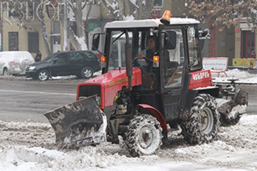 Snow removal work done in Yerevan 