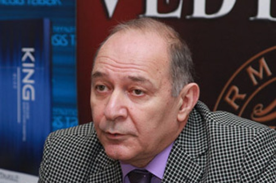 Социолог: Мы сидим на социальной бомбе 