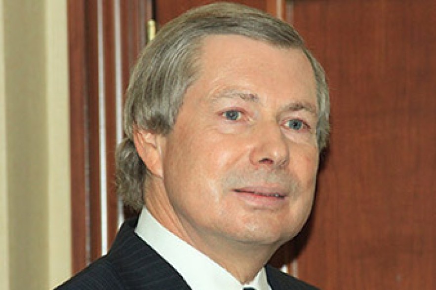 Уорлик: Армения и Азербайджан должны соблюдать режим прекращения огня