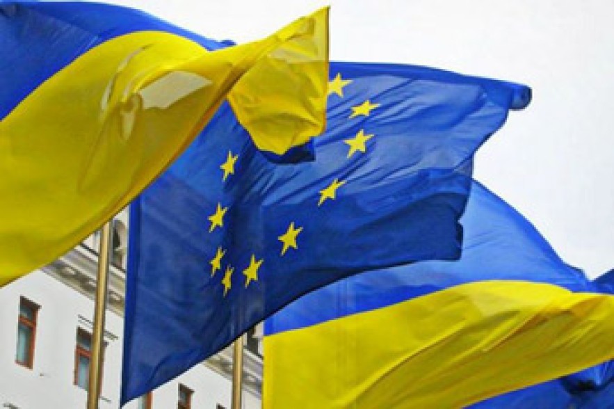 Совет министров ЕС призвал Украину к демократическому диалогу