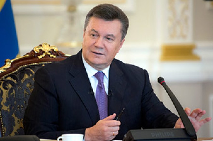 Янукович уволил главу Киевской городской администрации