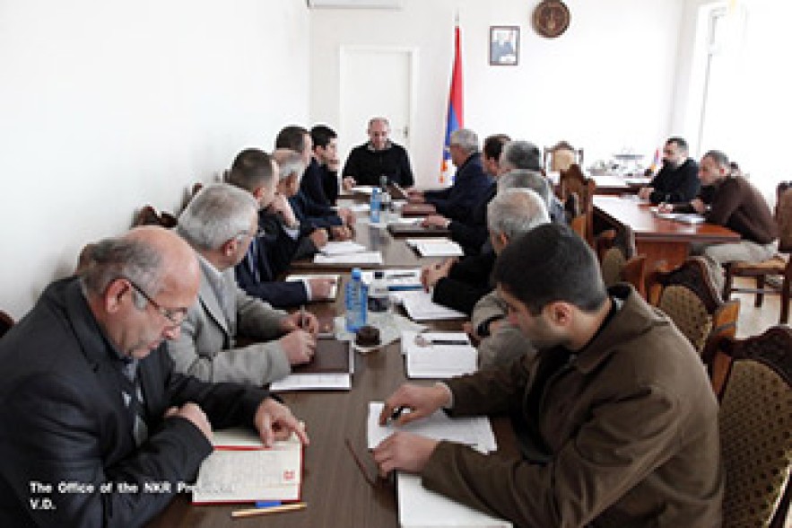 NKR president holds consultation in Hadrut 