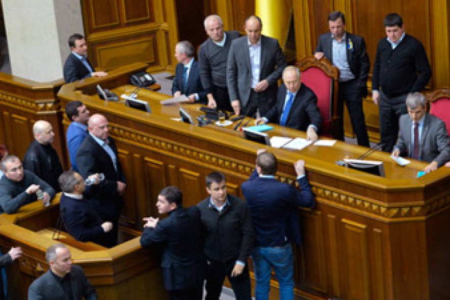 В Верховной Раде появился проект досрочных парламентских выборов