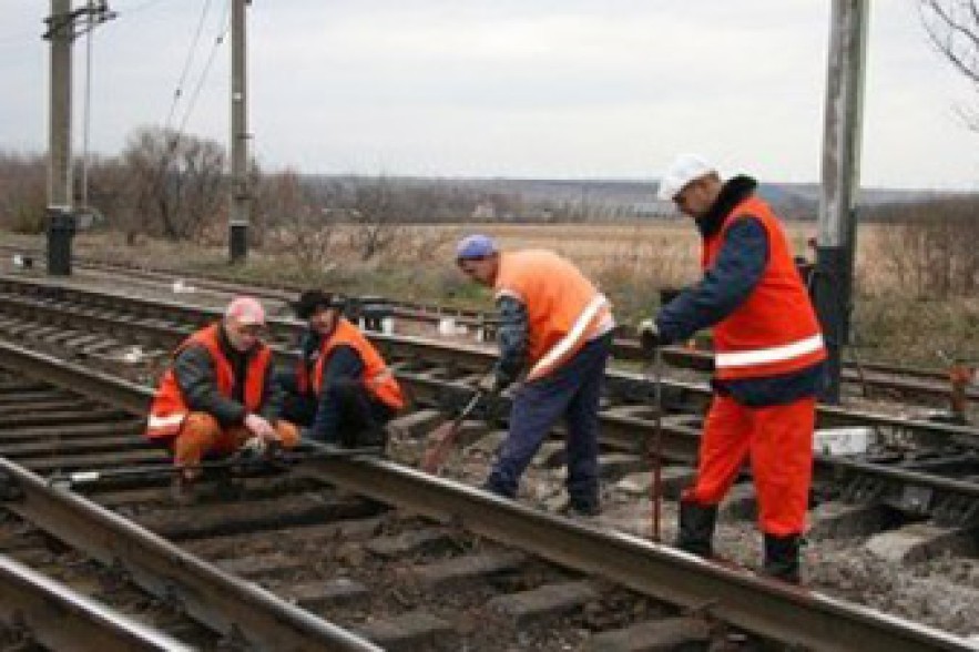 Запуск железной дороги Баку-Тбилиси-Карс отложен до 2015 года 