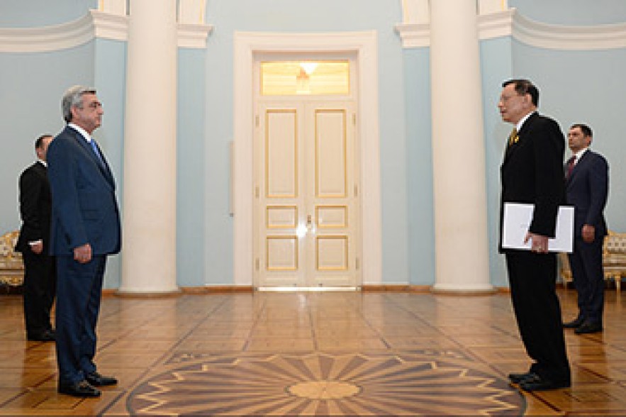 Thai ambassador presents credentials to Armenian president 