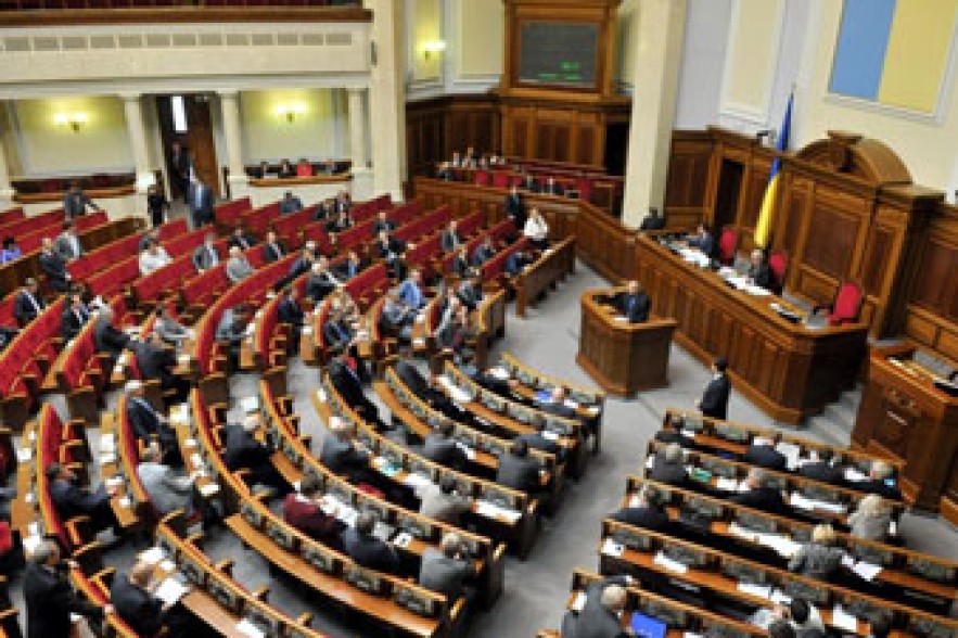 В парламенте Украины растет число покинувших фракцию Партии регионов 