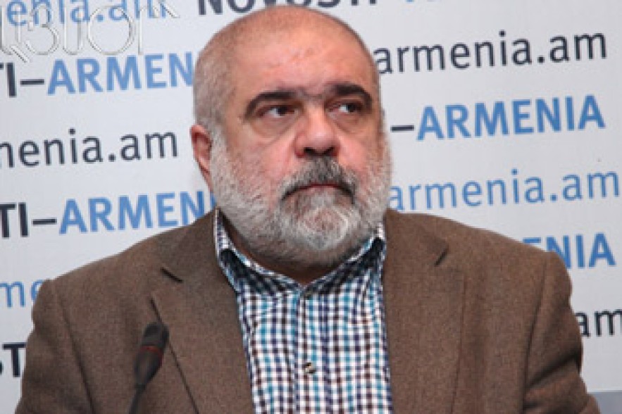 Александр Искандарян: Украина сегодня разделена не две, а на 12 частей