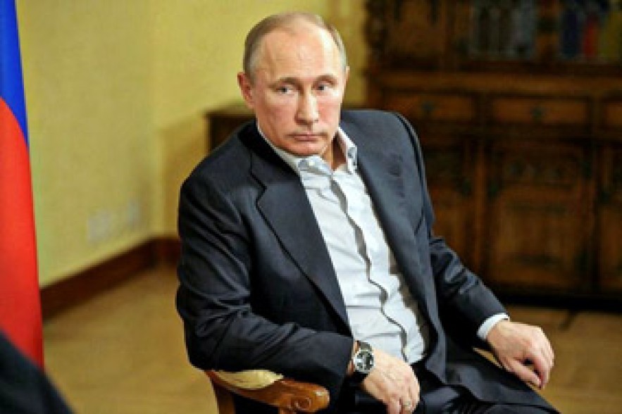 Совет Федерации начал рассмотрение обращения Путина о вводе войск в Украину