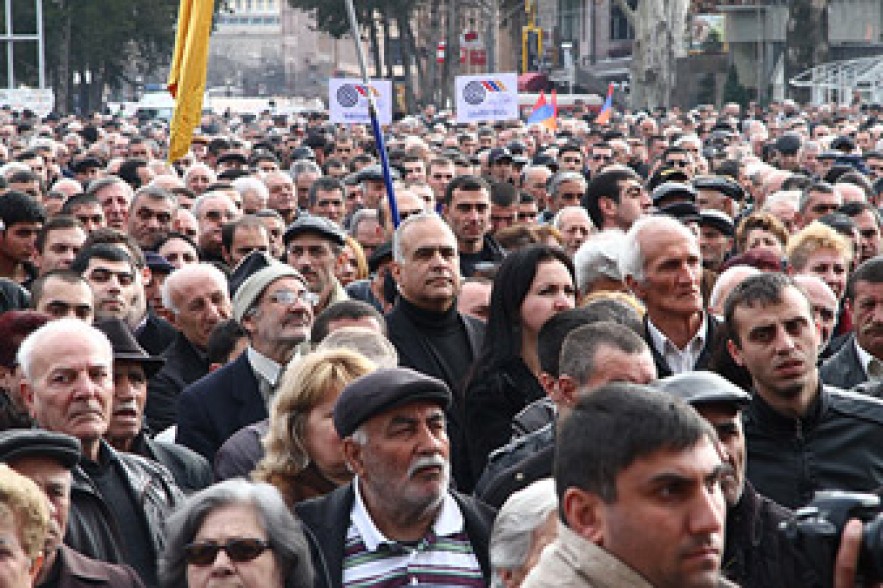 Մարտի 1. Ազատության հրապարակ. Հանրահավաք. Լուսանկարներ