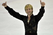 Plushenko undergoes successful operation