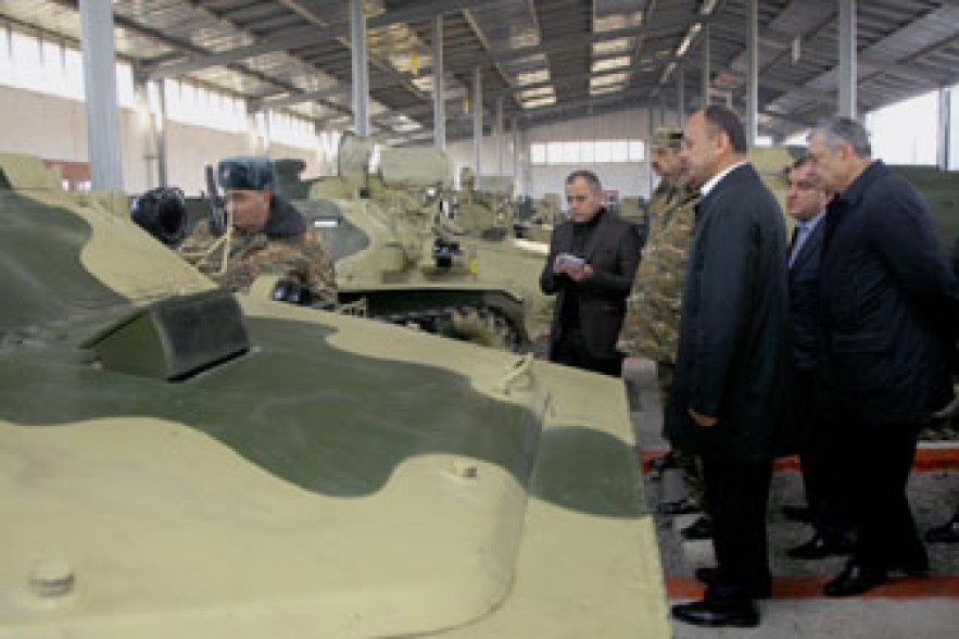 Seyran Ohanian raises instruction alarm in a military unit 