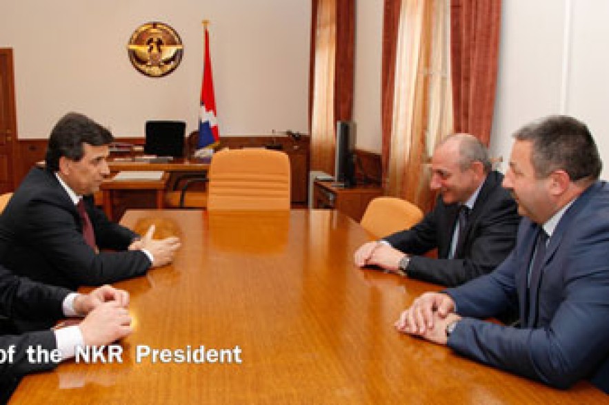 Հանդիպել են Արցախի նախագահն ու ՀՀ ԱԻ նախարարը