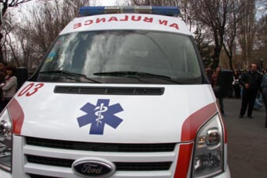 Վթար՝ Բազմաբերդ-Թալին ճանապարհին. Երեք մարդ հոսպիտալացվել է 
