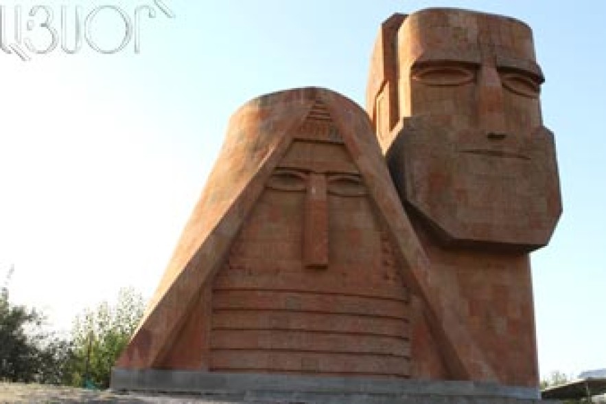 Արցախի գյուղերում տուն կառուցողներին արտոնյալ պայմաններով վարկեր կտրվեն