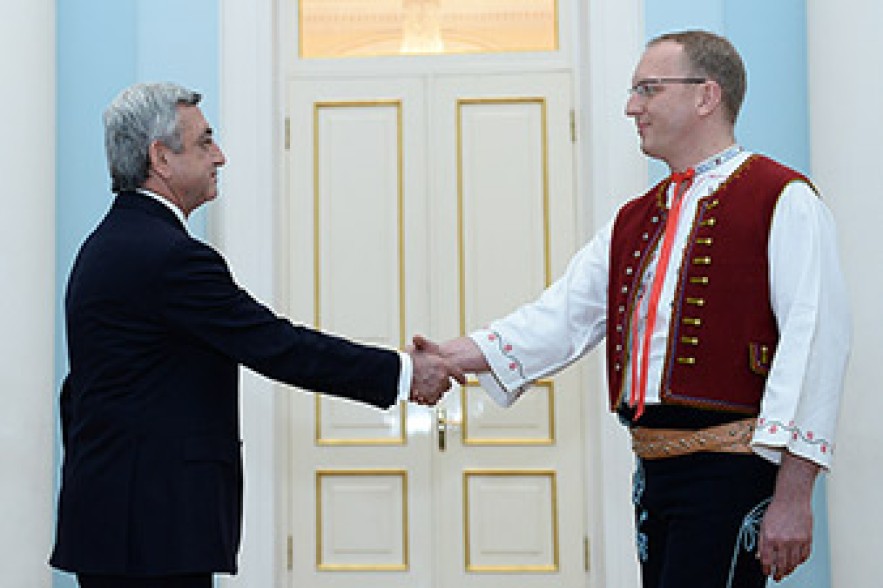 Czech ambassador presents credentials to Serzh Sargsyan 