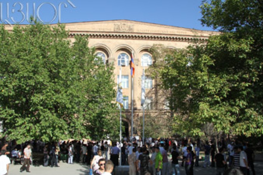 ՀՀ բուհերում ԼՂՀ-ին կհատկացվեն 60 անվճար և 25 վճարովի տեղեր