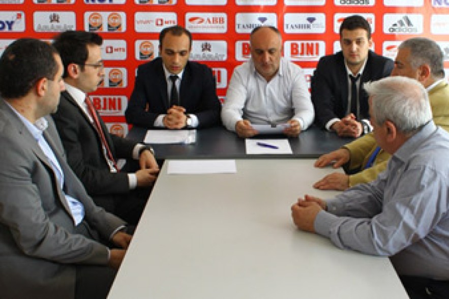 «Ոլիսն» ու «Ալաշկերտը» ՈՒԵՖԱ-ի արտոնագիր չստացան
