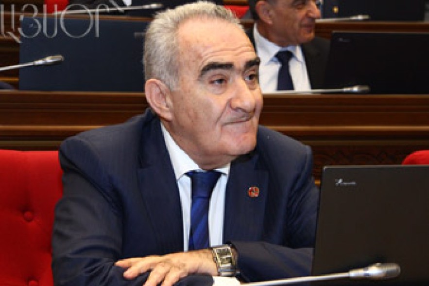 Գալուստ Սահակյանը` կոալիցիայի, քառյակի, ՕԵԿ-ի, վարչապետի, կուտակայինի մասին