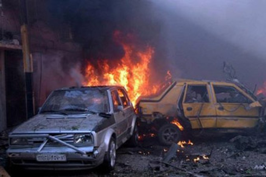 Car bomb kills 36 in predominantly Alawite district of Homs