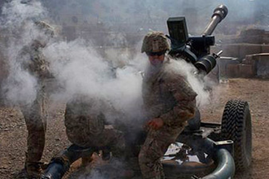 Afghans 'repel big militant attack on border army base'