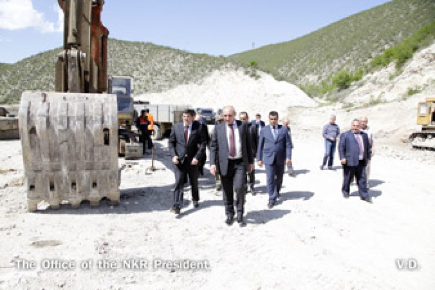 Բ. Սահակյանն այցելել է Մարտակերտ, մասնակցել 2013-ի աշխատանքների ամփոփմանը