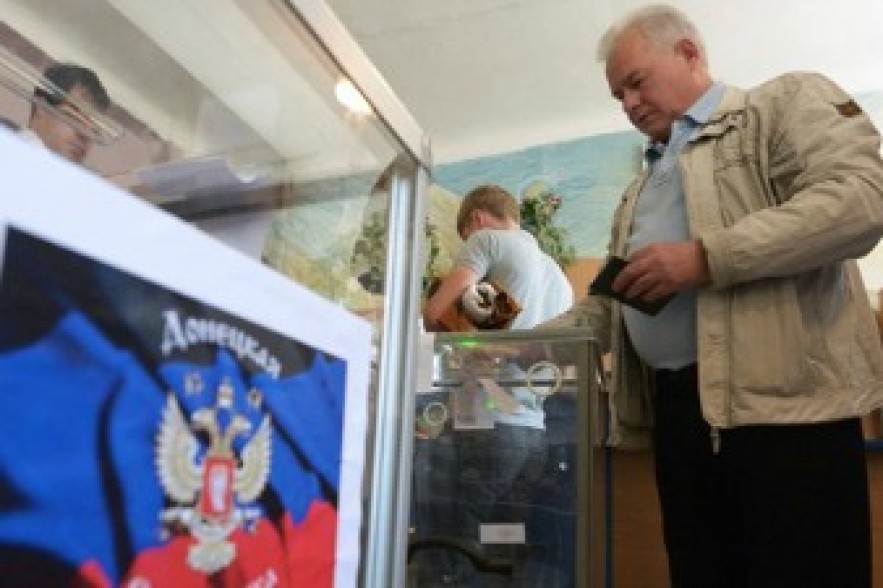 Евросоюз вводит новые санкции против 13 человек и двух крымских компаний