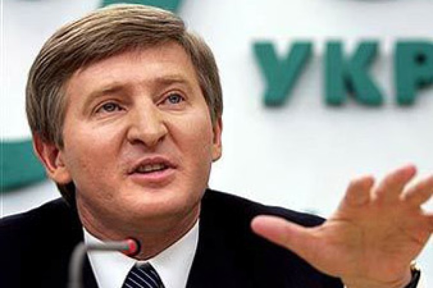 Р.Ахметов: ДНР никто не признает, а ее присоединение России не нужно  